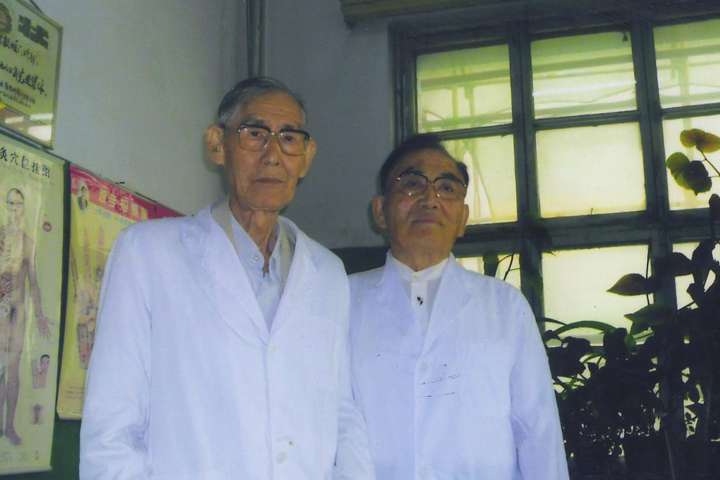 교수병원 퇴직시 김학권 교수와 함께