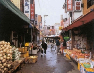 군포시 산본시장 ; 1990년