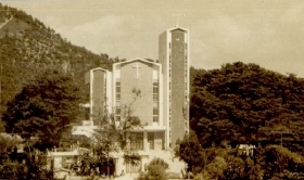 1974년 안성성결교회 전경