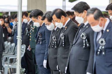 김동연 경기도지사당선인 현충일 참배