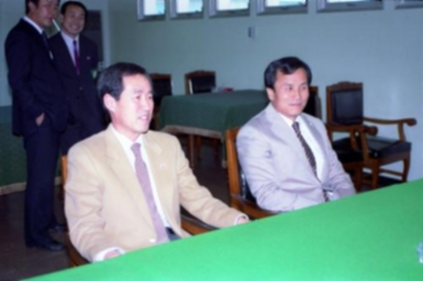 북쪽 총리, 남쪽 총리에게 보내온 서신 전달식 #100967