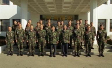 김영삼 대통령 해병 제2사단사령부, 육군사관학교, 공군 구성군사령부 순시 #149670