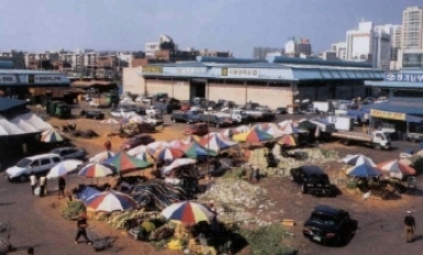 수원 농수산물시장 ; 1999년